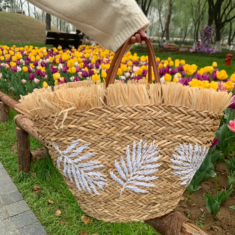 

Bohemian Lafite Straw Woven Handbag With Leaf Embroidery Tassels Elegant Casual Large Capacity Double Handle Beach Handbag New
