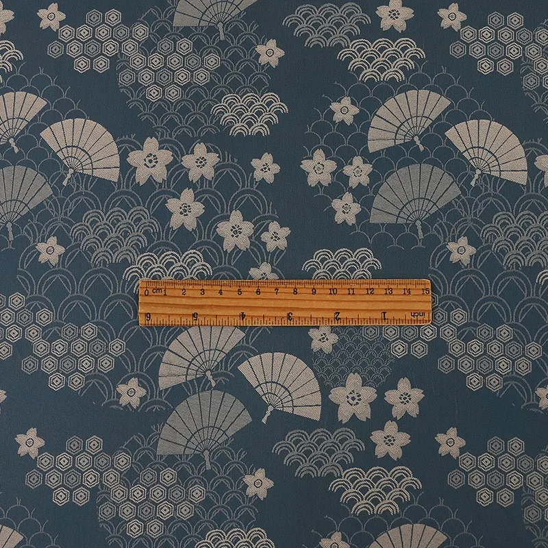 ผ้า jacquard พัดลมสีน้ําเงินและสีขาวสองสีสไตล์โบราณ Hanfu cheongsam