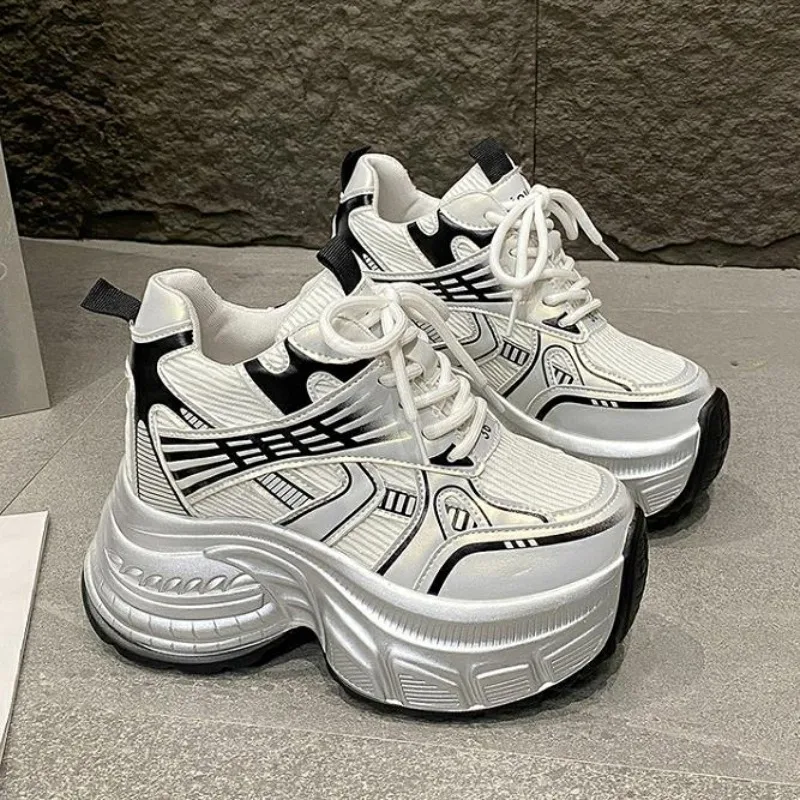 

Женская дышащая сетчатая обувь для папы, новые осенние повседневные спортивные прогулочные туфли на толстой подошве в стиле ретро, массивные кроссовки на высокой платформе 10 см