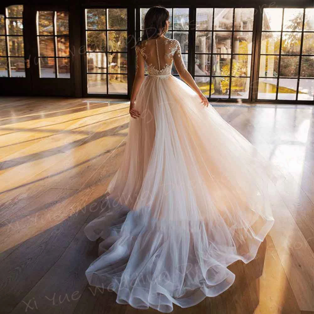 2024 Boho Charming Elegant A Line Women's Wedding Dresses Modern Lace Appliques Bride Gowns Button Illusion Vestido De Noivas