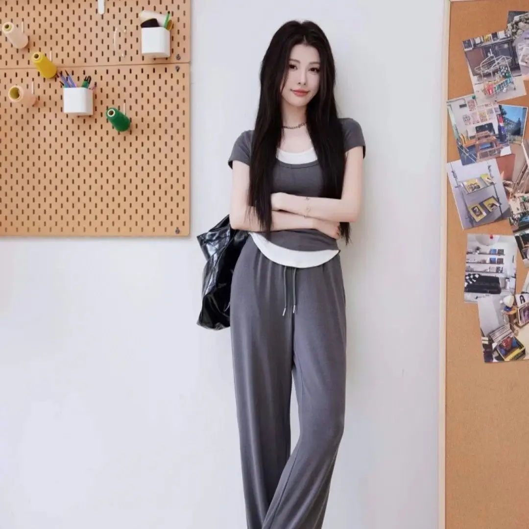 

Korean age-reducing outfits: a complete set of fashionable casual slimming fakes, two short-sleeved wide-leg pants, two sets of