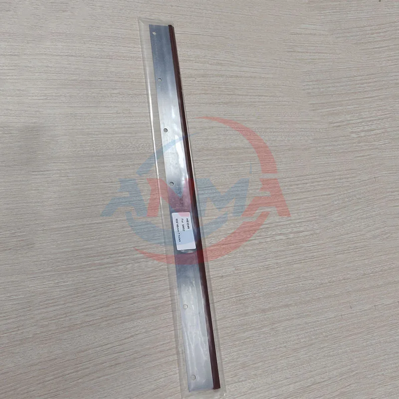 

2Pieces High Quality Polyurethane Material SM52 G2.010.502 Wash Up Blade 605x46x0.5mm SM52 PM52 7 Holes Printing Machine Parts