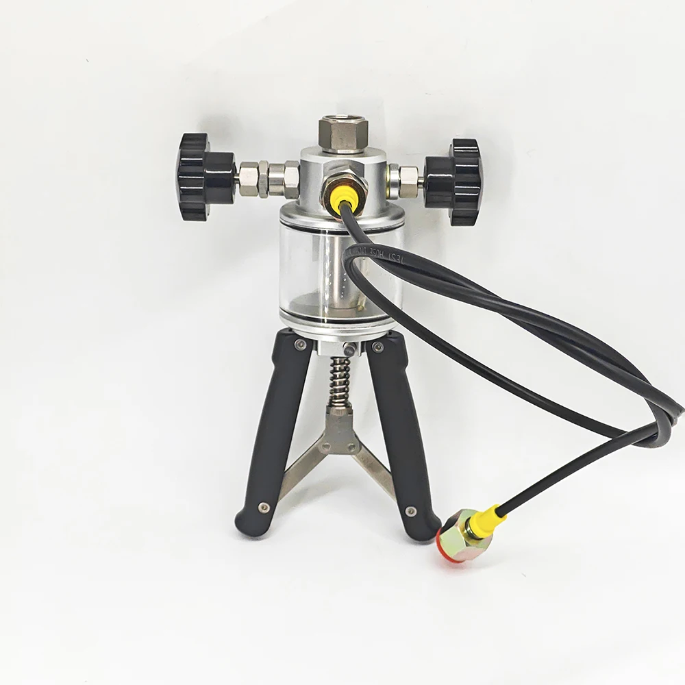 

OEM XINYIYB 0 - 700bar Portable Pressure Gauge Calibrator Hydraulic Oil Pressure Calibration Pump