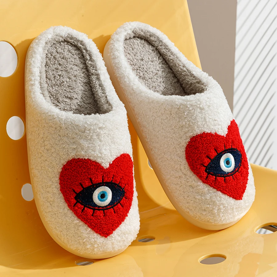 Moda casa donna pantofole inverno suola morbida Houseshoes Evil Eye Fuzzy Cotton Heart Flat Sole divertenti infradito scarpe da interno