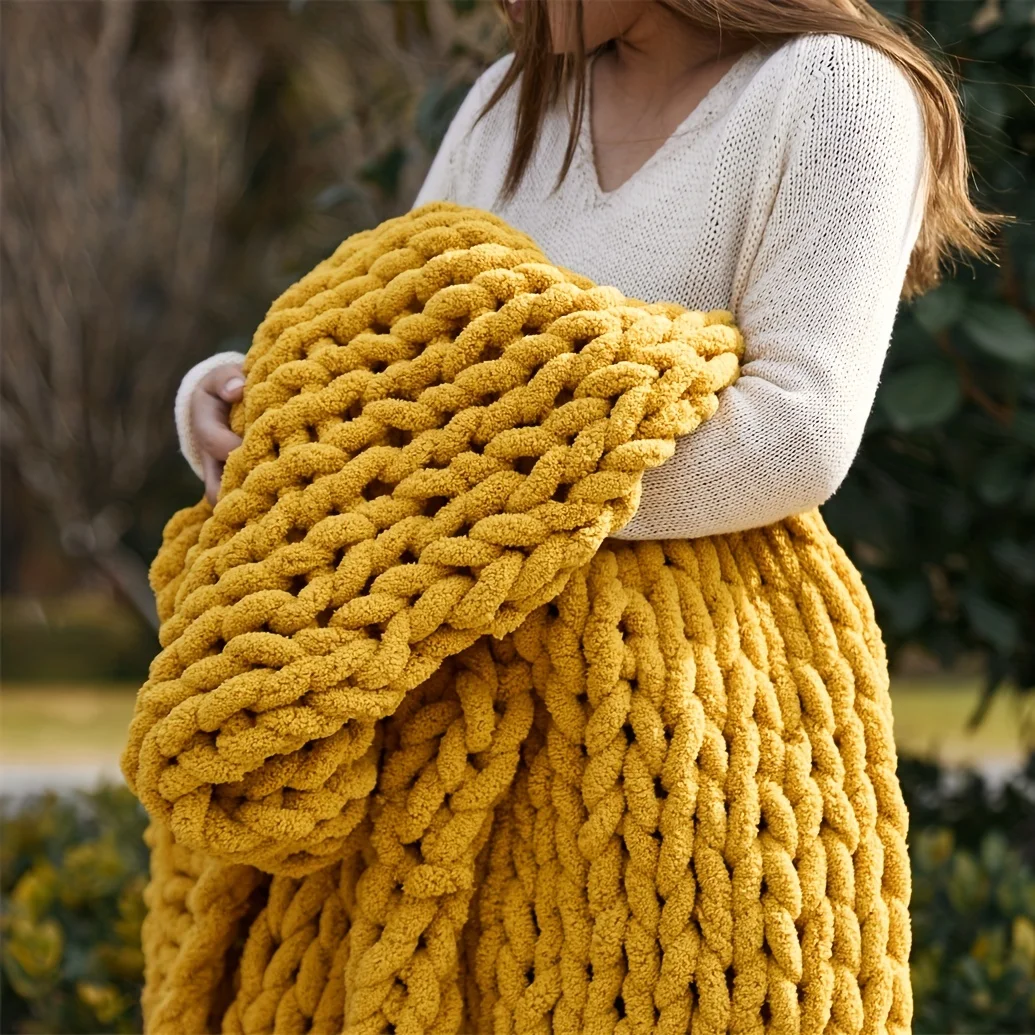 Chenille Chunky Knit Blanket Handmade Warm Cozy Blanket Soft Breathable Fleece Banket Christmas Thick and Giant Yarn Throws