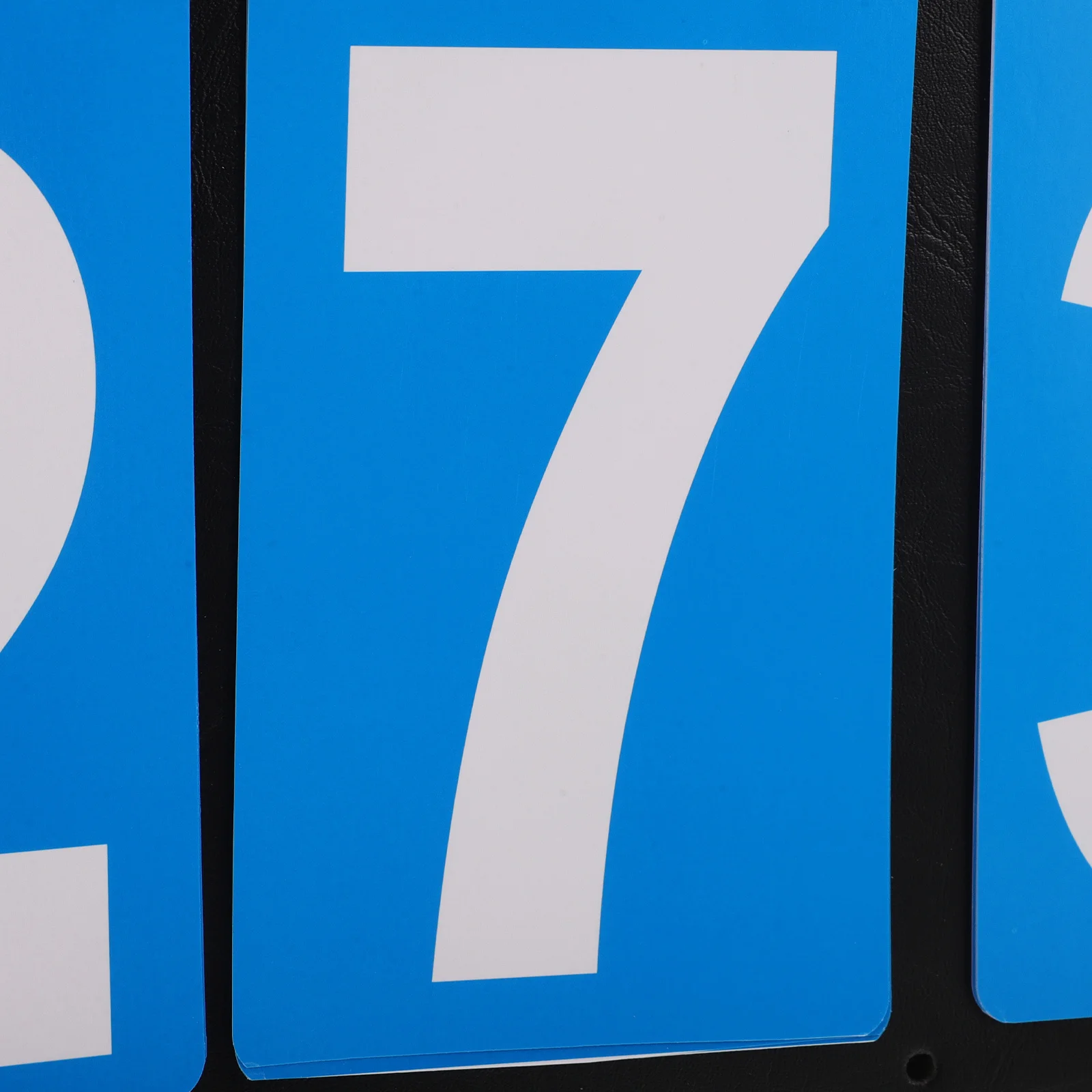 

Four Scoreboards Basketball Scoreboard Portable Multi Sports Manual Score Keeper for Volleyball Football Table Tennis