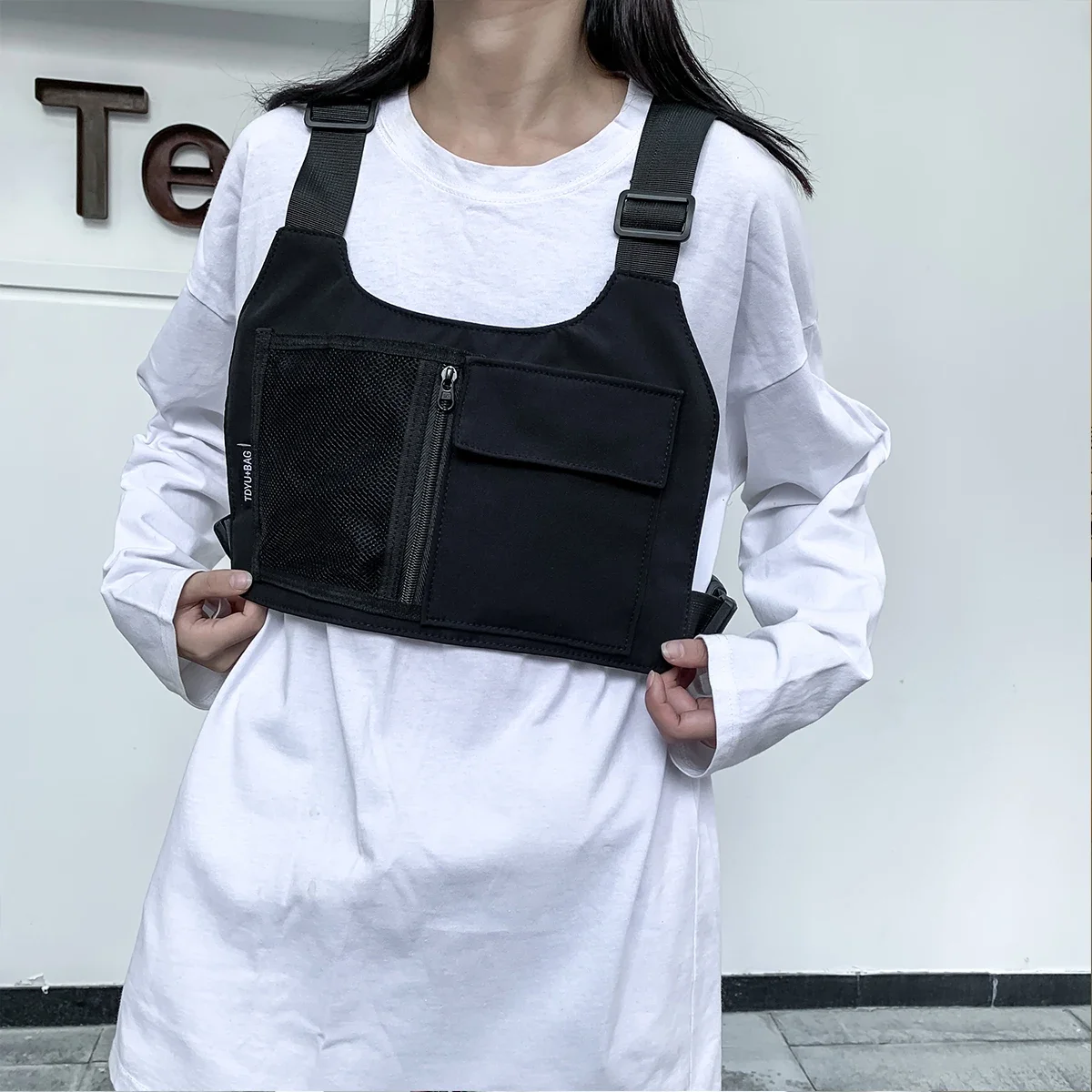 حقيبة صدر عملية مضادة للسرقة، حقيبة ظهر من النايلون خفيفة الوزن، جيب مخفي، حزام قابل للتعديل للسفر في الهواء الطلق، حقيبة صدر عملية