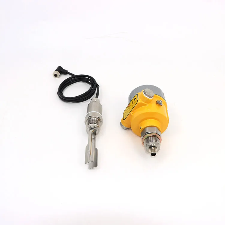 316 Stainless Steel Probe Aluminum Alloy Housing 10m Cable Relay Output IP65 Yellow Warning Design Split-Type Level