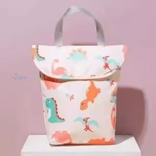 lightweight-waterproof-raincoat-storage-bag-for-babies-diaper-bag-easy-to-carry-out-vehicle-travel-storage-bag