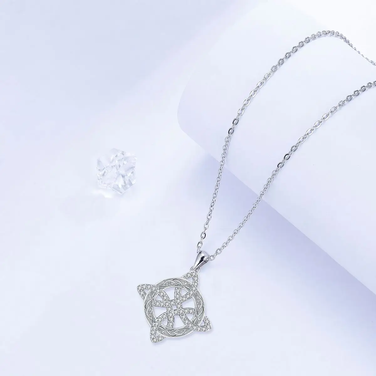 YILUOCD Magic Witch Knot Zirconia Pendant Necklace Witchcraft  Good Luck Amulet Wicca Protection Jewelry For Women