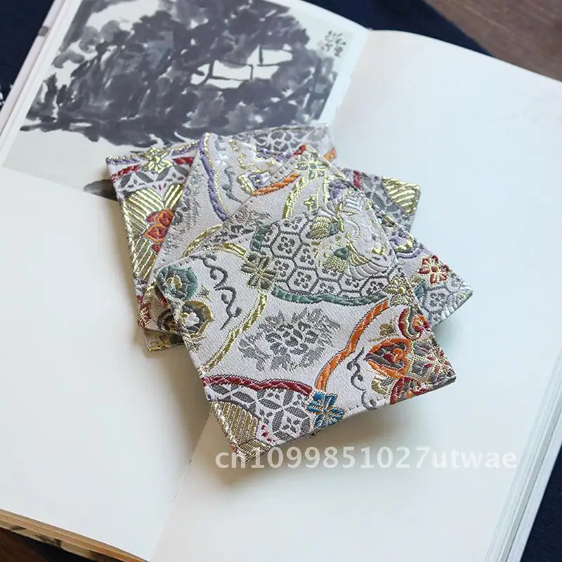 

Customizable Logo Chinese Style Square Brocade Napkin Coaster Woven Fabric Tea Cup Mat Heat Insulation Japanese Crane Pattern