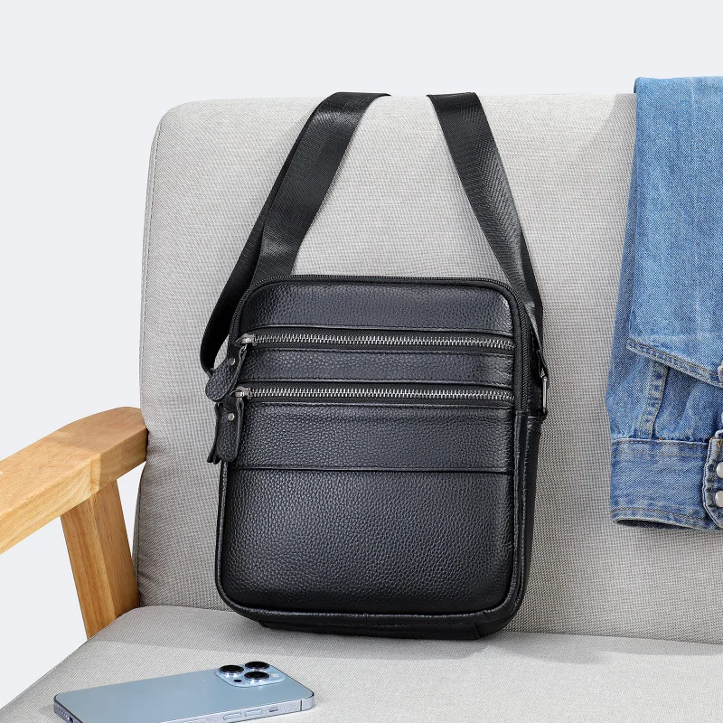 

Men's genuine leather crossbody bag, simple and versatile, suitable for commuting, casual, and business use