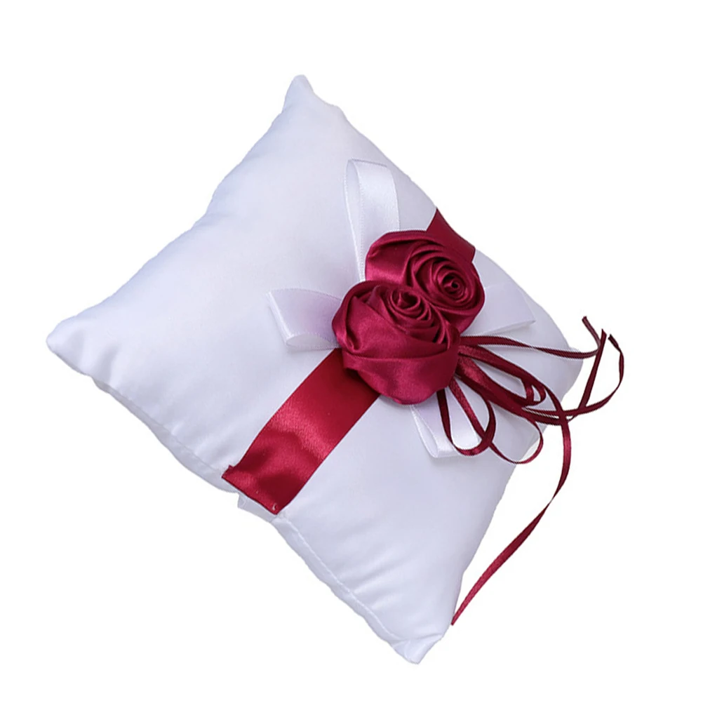 

White Red Rose Design Pillow Soft Comfortable Wedding Party Decor Elegant Ring Cushion For Bridal Shower Wedding Ring