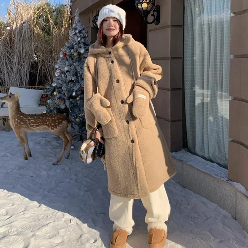 

Chic Winter Vintage Soft Sle Loose Versatile Double ket Long Hooded Lamb Fur Jaet with Gloves Women's Commute Coat