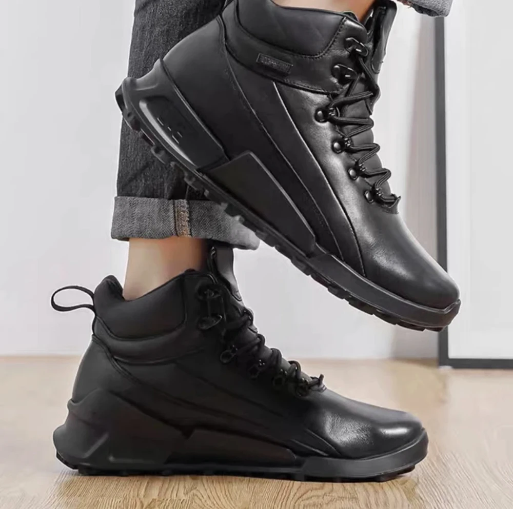 High Top Genuine Leather Shoes Men Hiking Luxury Designer Original Sneaker Outdoor Climbing Mountain Boots Hunting Plush Fluff
