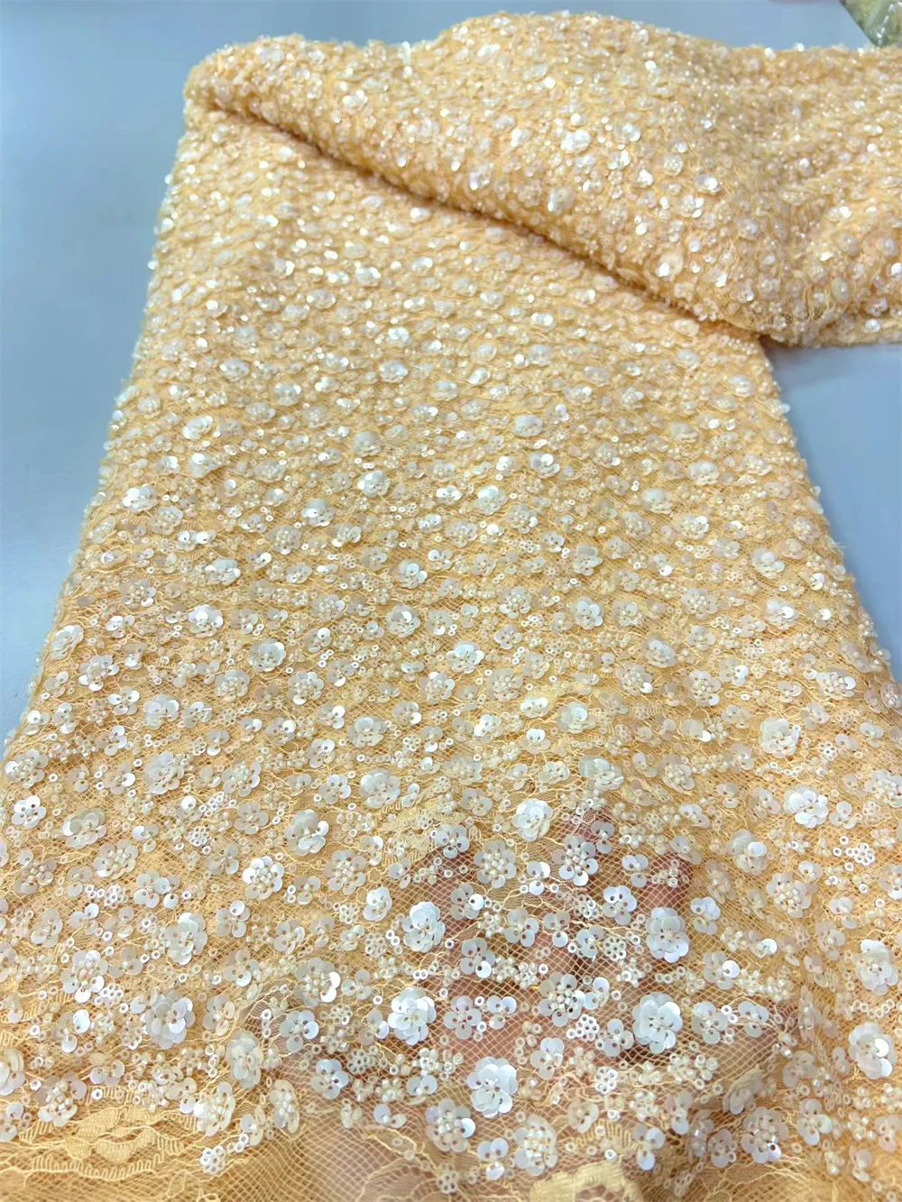 Tela de encaje africano nigeriano para novio con lentejuelas, bordado de lujo de alta gama, tela pesada para fiesta de vestido de novia, Hm63-1 blanco y negro