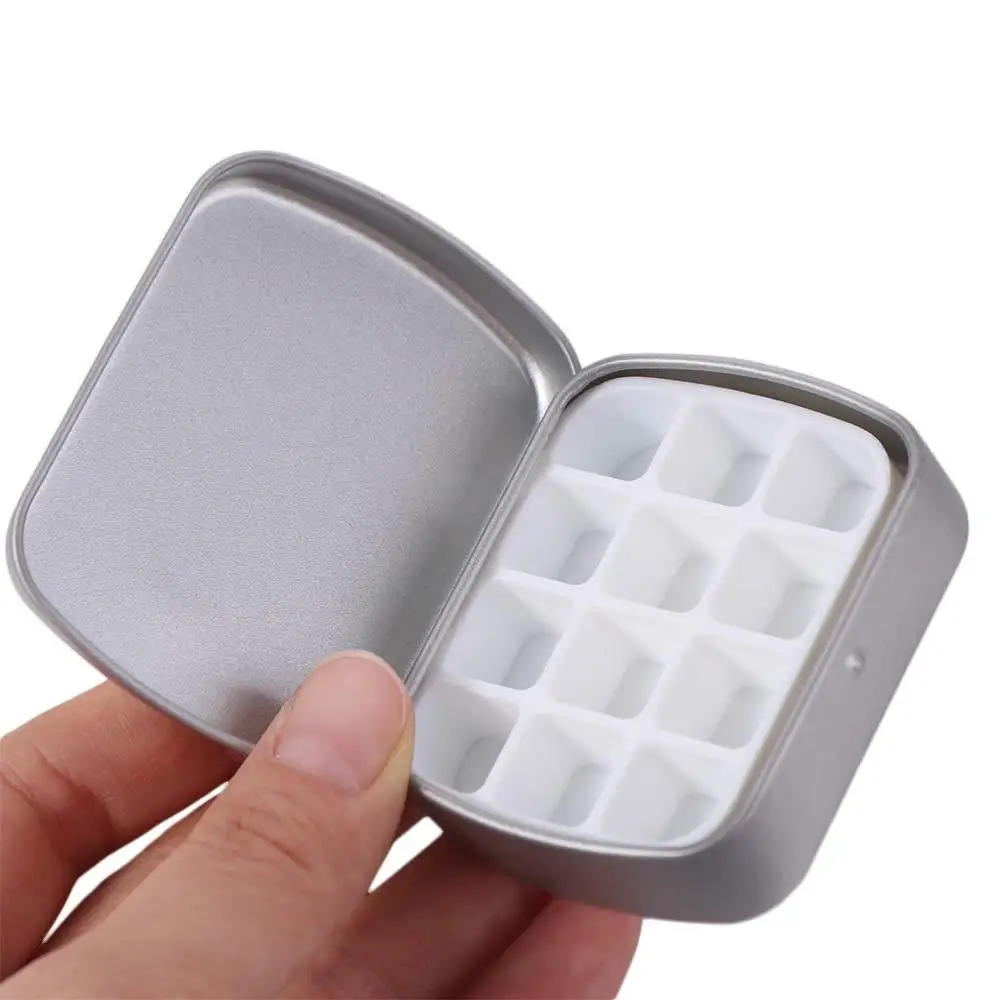 Portable 12/24 Grids Watercolor Box Empty Iron Watercolor Paint Box Travel Outdoor Paint Pigment Box With Clip Art Accessories