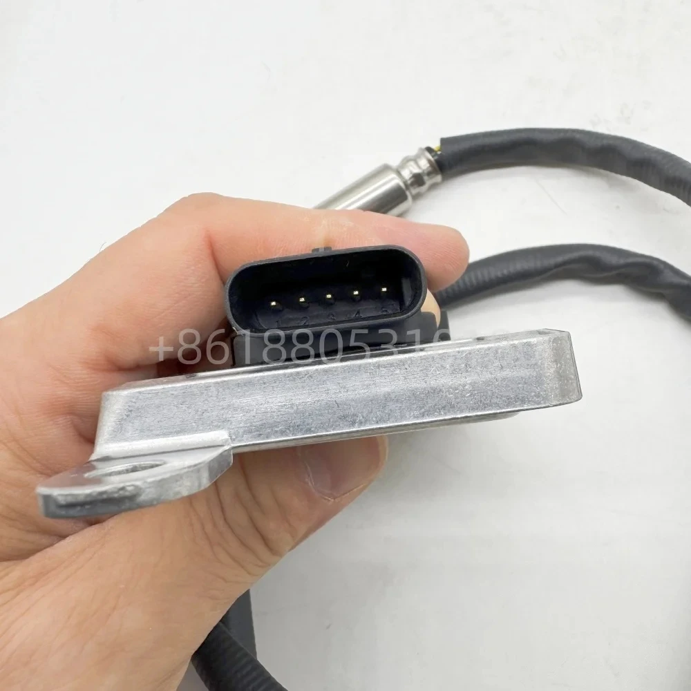 5801471118 5WK96791 High Performance NOx Sensor Compatible with IVECO Trucks Automotive Emission Monitoring System