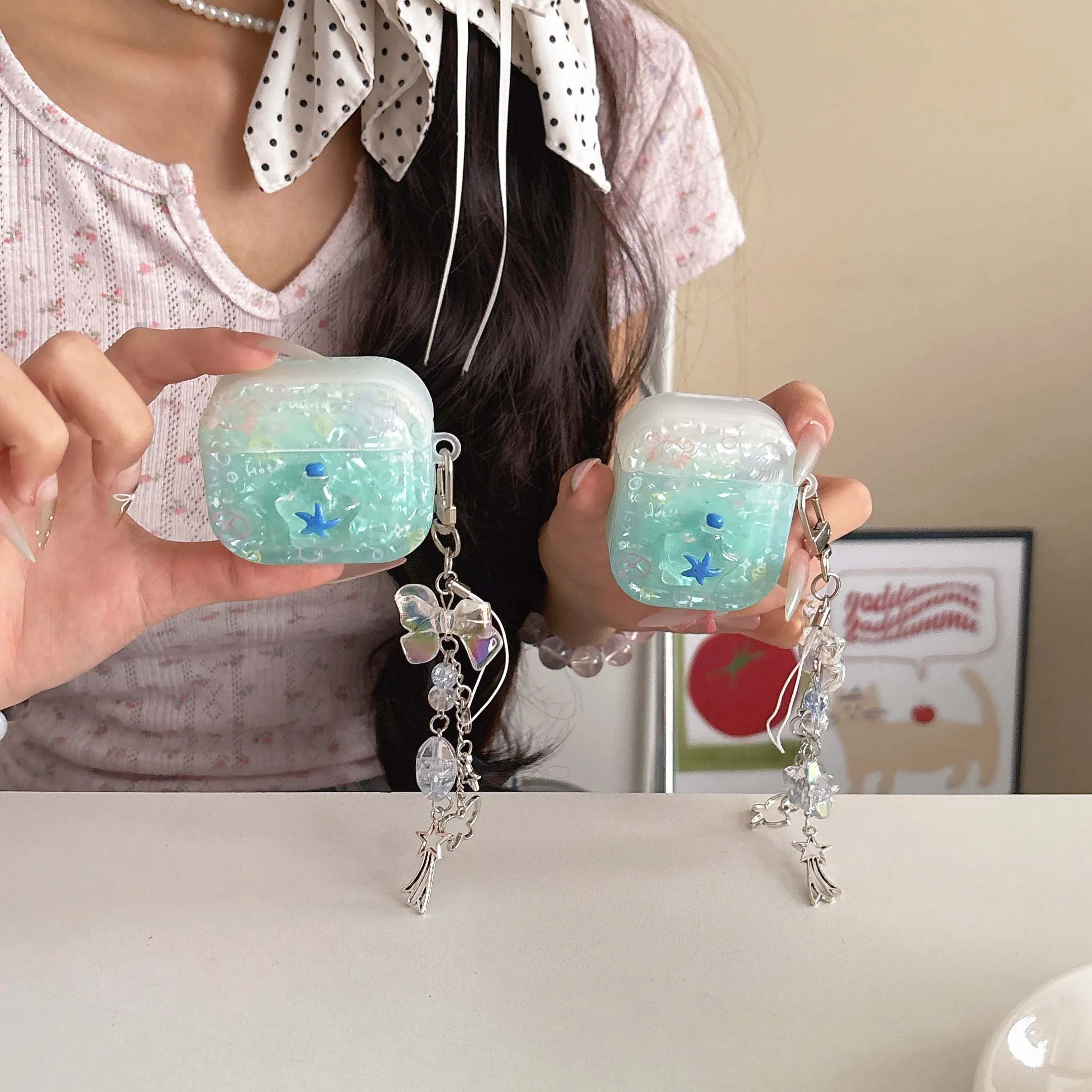 クリスタルスターコンパクトコレクティブルAirPodsProケース 3Dブルーの星柄、光沢のあるシェルクリスタルボウ、ワイヤレス