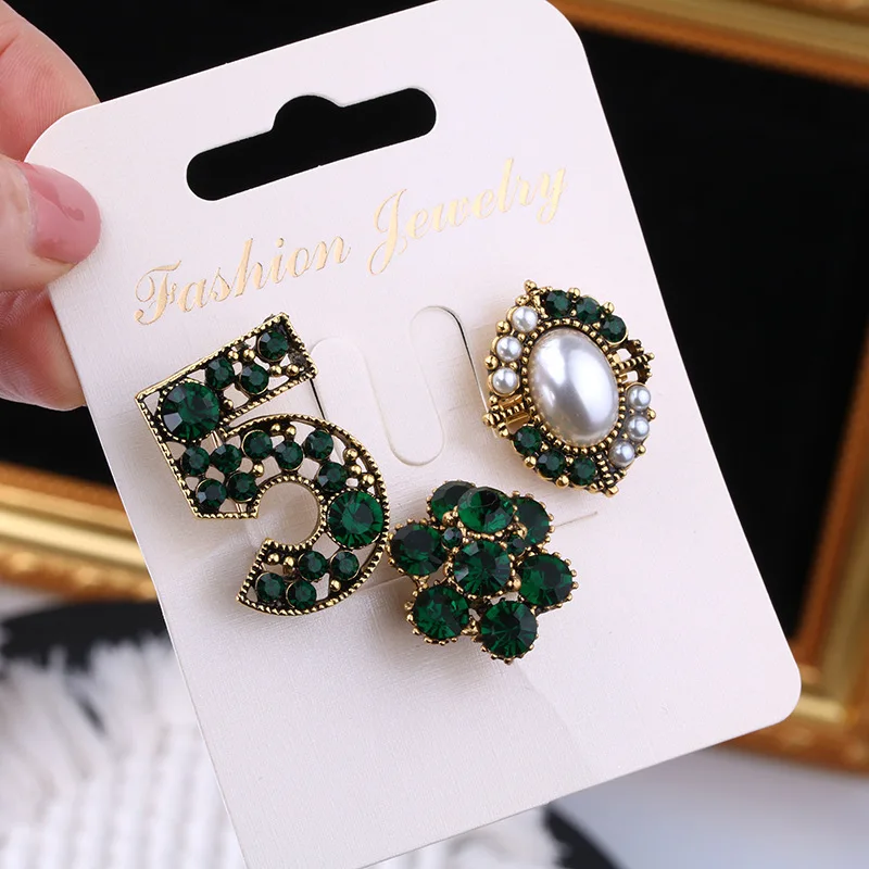 3 pcs/set Elegant Women Fashion Pearl Crystal Brooches Pins Creative Exquisite 5 Number Jewelry Clothing Suit Rhinesotne Brooch