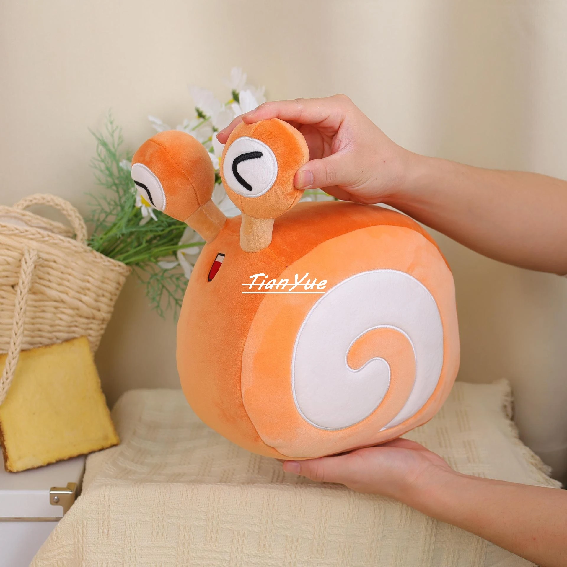 Cute Swiss Roll Snail Children Stuffed Xmas toy Doll Birthday Gift For Kid 18cm