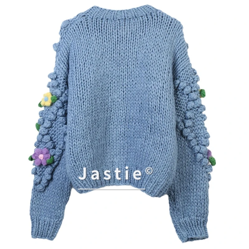 2026 Herbst/Winter Neue frauen Pullover Böhmischen Blumen Patchwork Oansatz Langarm Grobstrick Lose Dicke Blaue Strickjacke