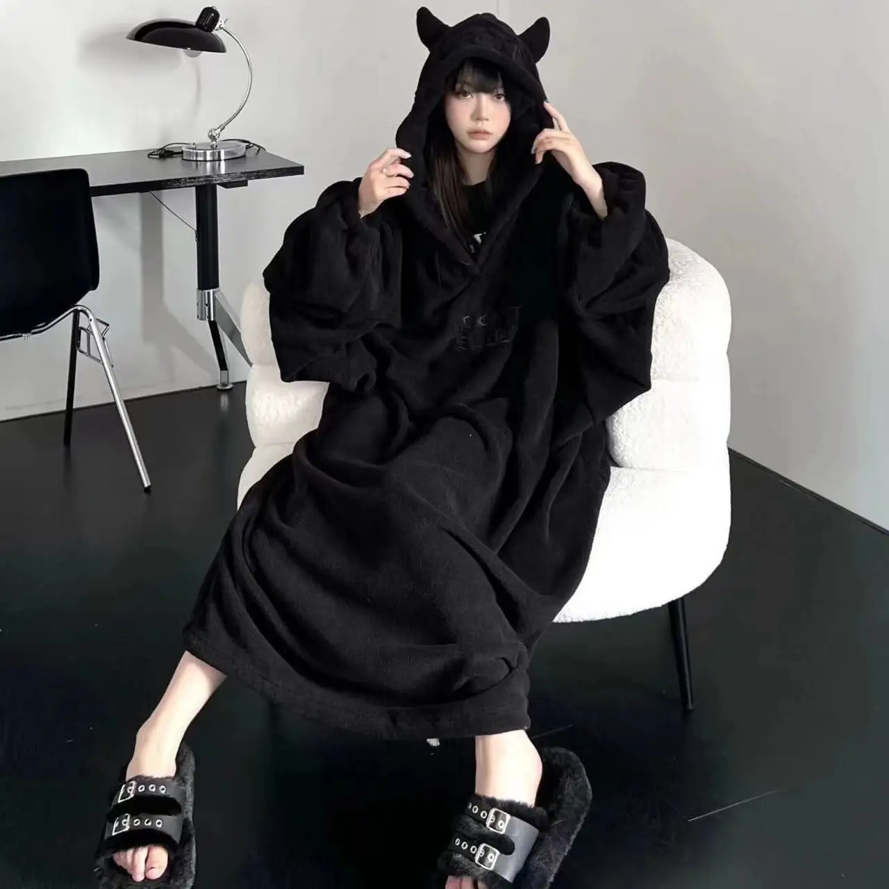 Couple Solid Color Bathrobe Ladies Comefortable Long Robes Nightgown Men Casual Cartoon Bathrobe Women Flannel Warm Pajamas