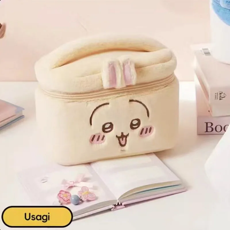 MINISO Kawaii Chiikawa borsa per il trucco portatile simpatico cartone animato Anime peluche ricamato espressione portatile Washbag giocattoli per i