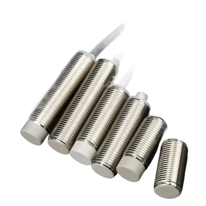 

12Mm proximity switch sensor three-wire NPN normally open 24V metal induction switch IA2T-B1204N-O3A2
