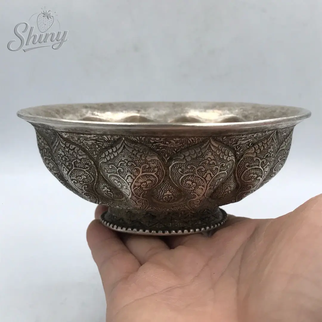 

China Silver Bronze Carved Cup Wine Cup Auspicious Beast Statues Tang Dynasty Metal Crafts Vintage Home Decoration Bowl