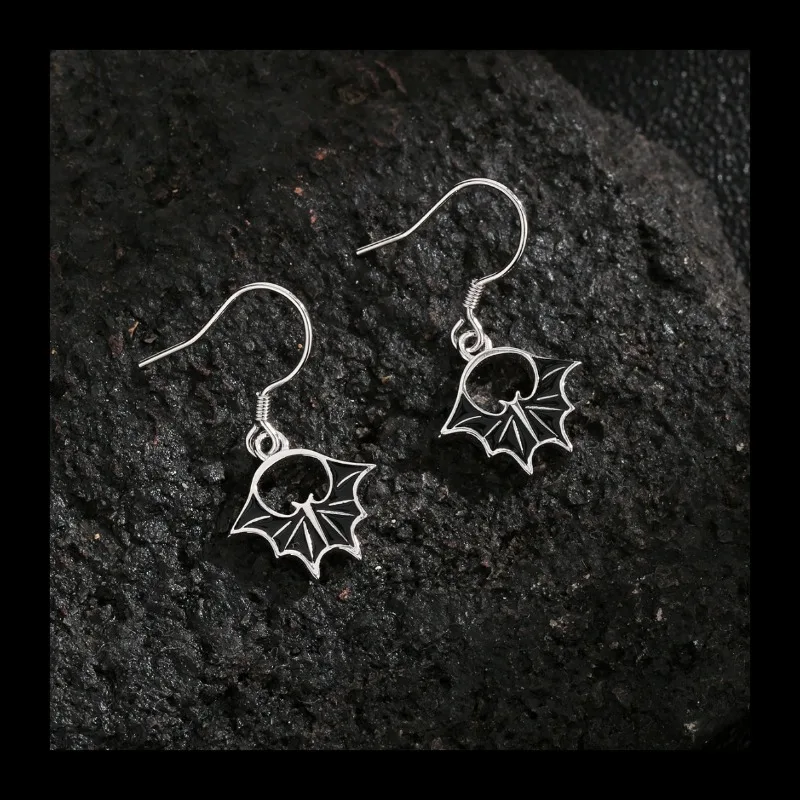 

S925 Silver Bat Black Epoxy Earrings Simple and Fashion High-end Light Luxury New Earrings Jewelry