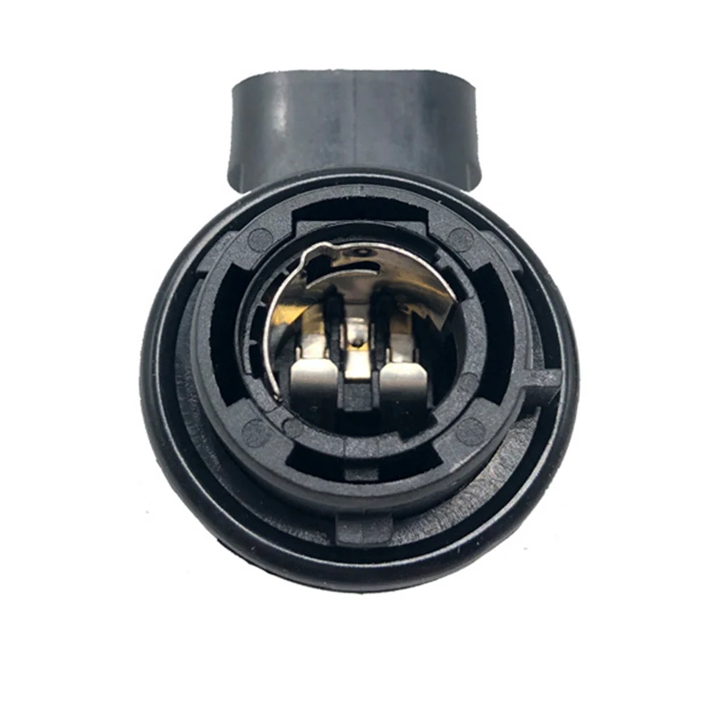 1pc 68285062AA Car Light Base PY21 Bulb Socket Lamp Holder For Renegade Automobile Accessories