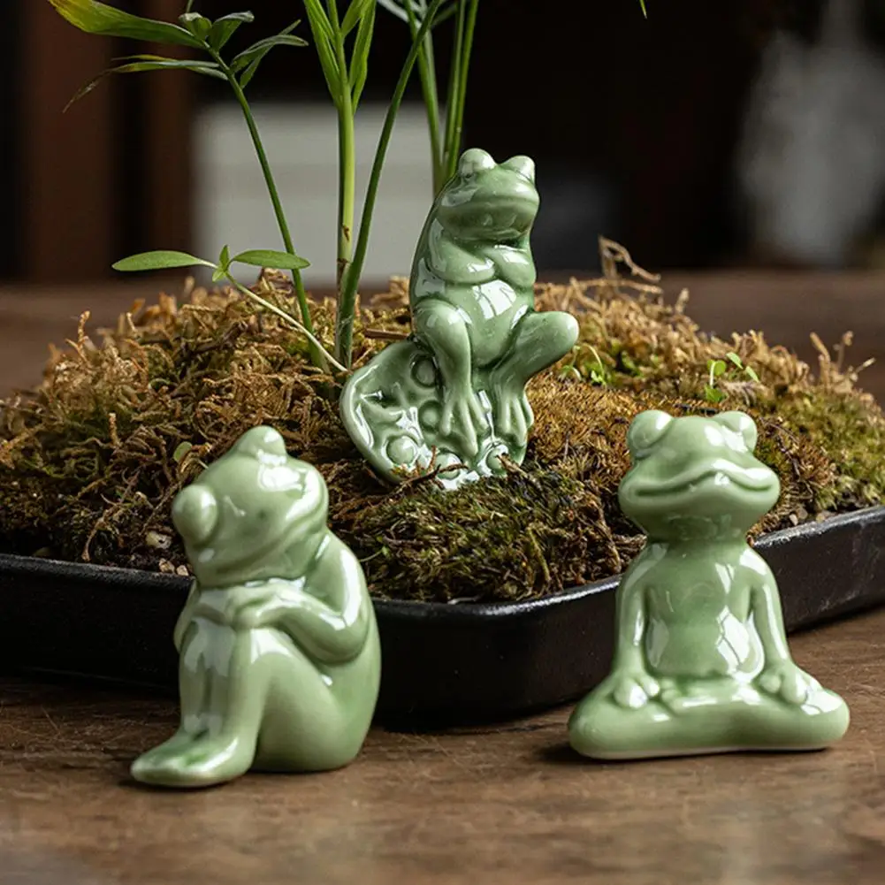 Frog Toilet Bolt Cover Ceramic Frog Figurine Toilet Floor Bolt Cover Decorative Tea Pet Figure for Indoor Outdoor Garden