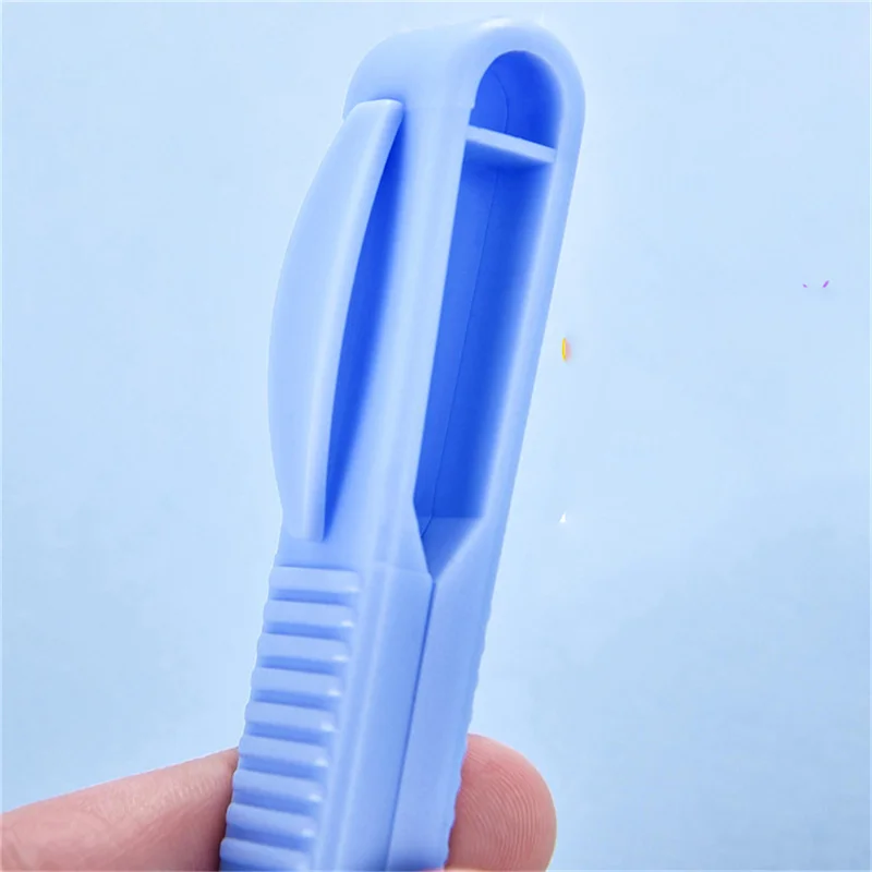 1PC Creative Nurse Doctor Convenient Ampoule Bottle Opener Plastic Handle Medical Tools Fish Ampule Breakers