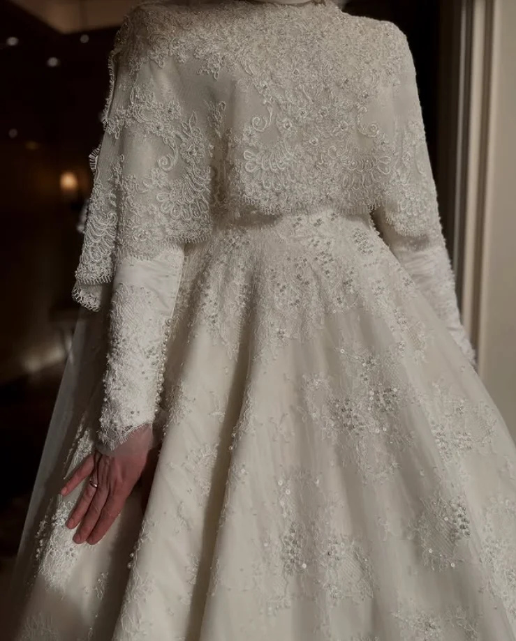 Luxury Princess Muslim CaftanWedding Dresses with Remove Cape Long Sleeve Customsized Lace Beaded Bridal Gown Garment Turkey