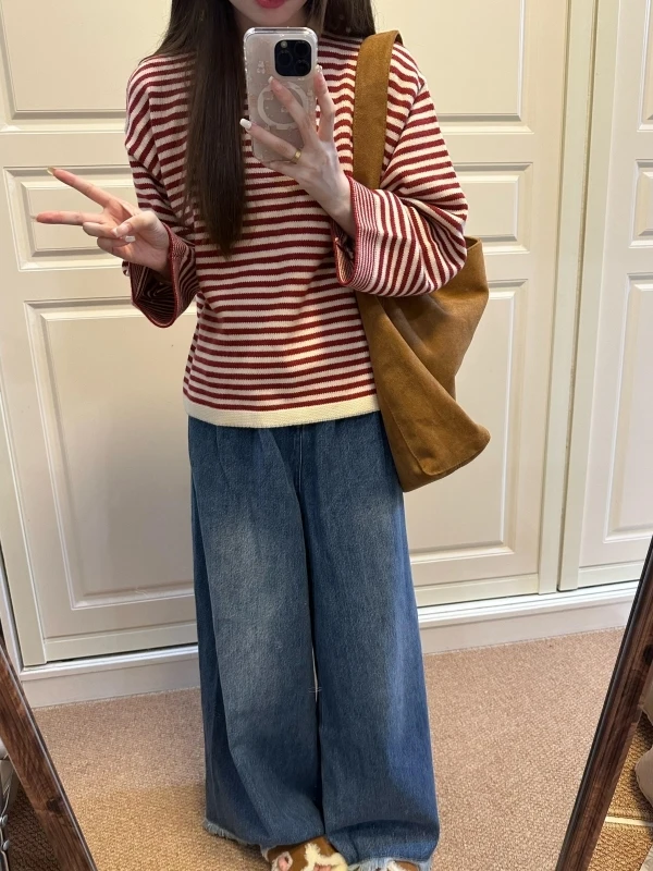 韓国デザインセンセーションカラーブロストライプラウンドネニットウェアレディース秋冬新作ルーズトップカレッジスレセーター