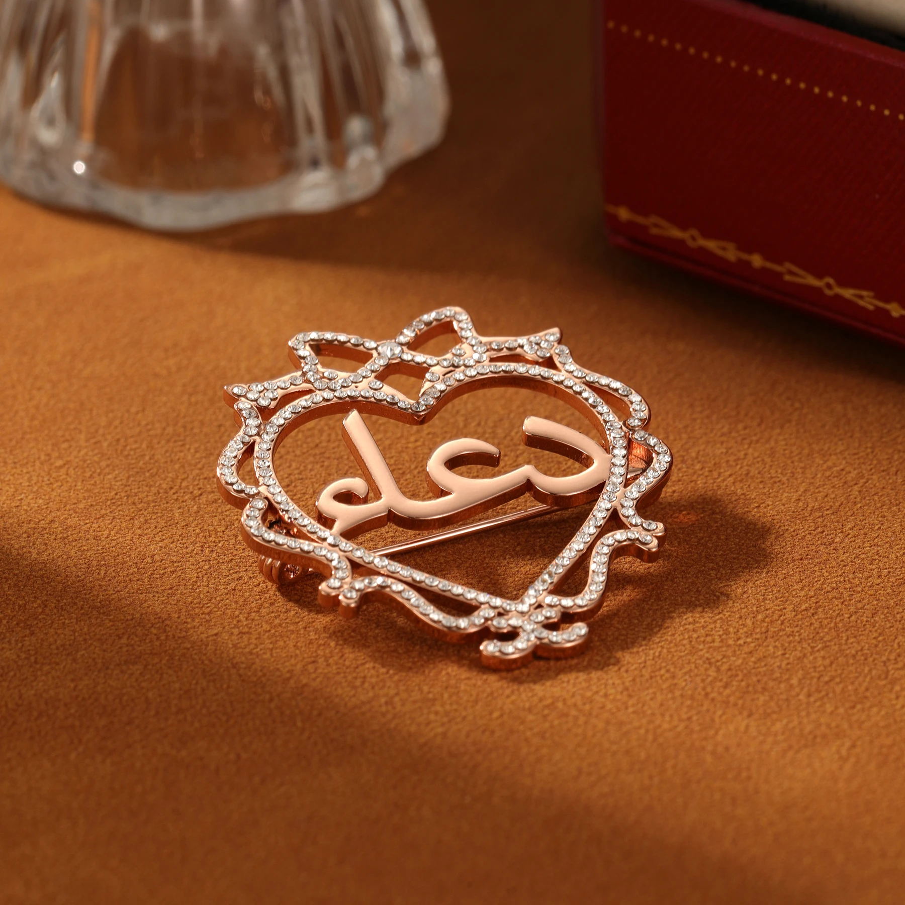 Custom Made Traditional Arabic Jewelry High End Luxury Women Brooch with Arabic Symbols Status Symbol Saudi Arabia National Day