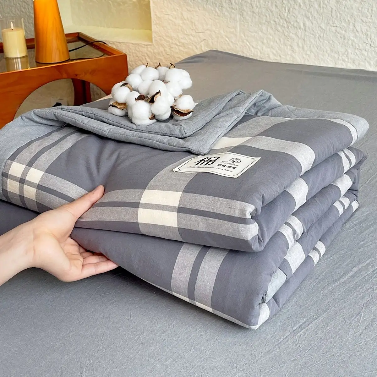 100% Cotton Plaid Summer Quilt Soft Breathable Lightweight Washable Bed Comforter For Bedroom Guest Room Dorm Adults Kids All