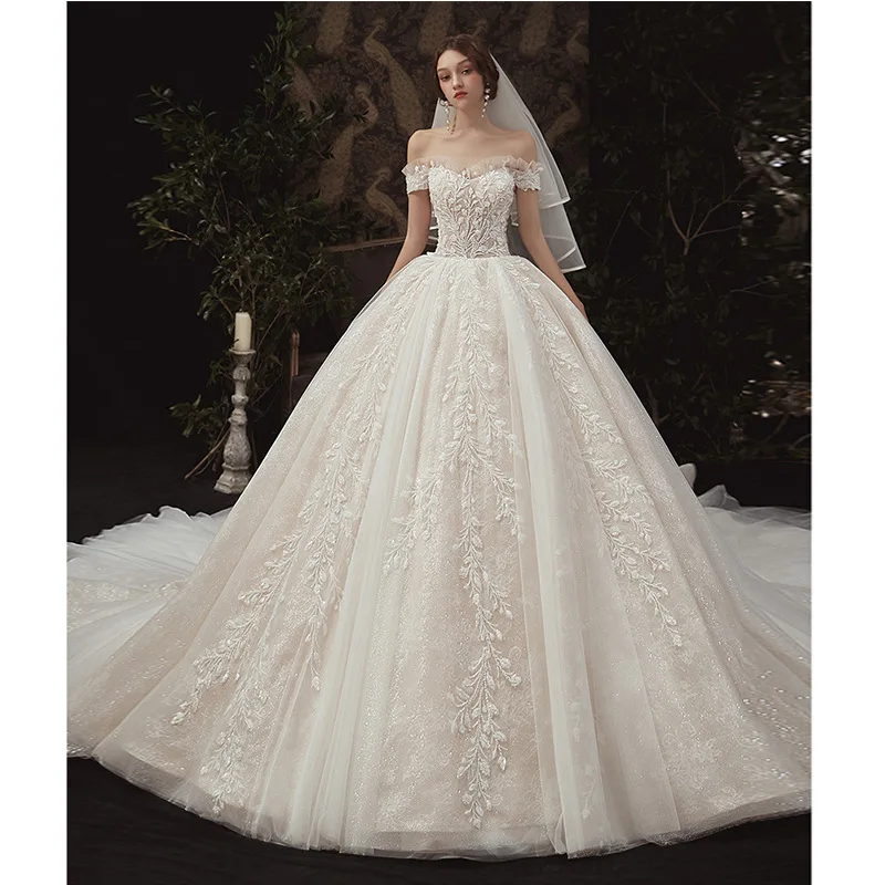 Stunning Draped A-Line Wedding Gowns Vintage Beading Appliques Princess Wedding Dresses Gorgeous Sequined Pleat Evening Gown