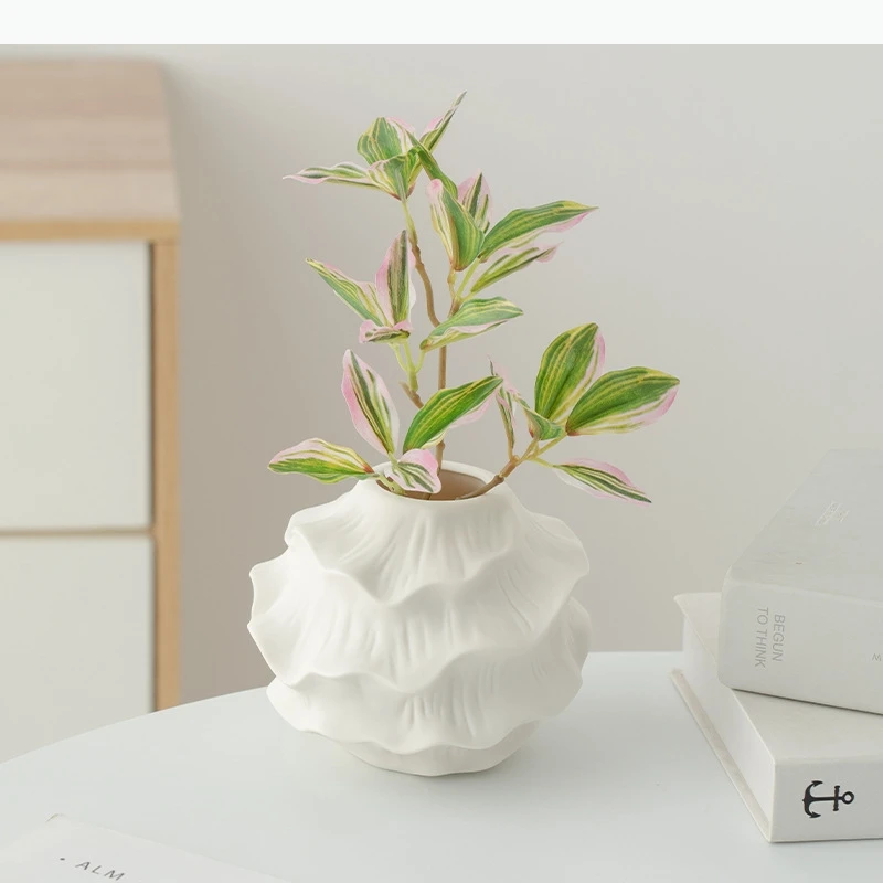 White Ceramic Vase Irregular Fold Calabash Flower Vase Floral Arrangement Accessories Flower Pot Room Decoration Accessories