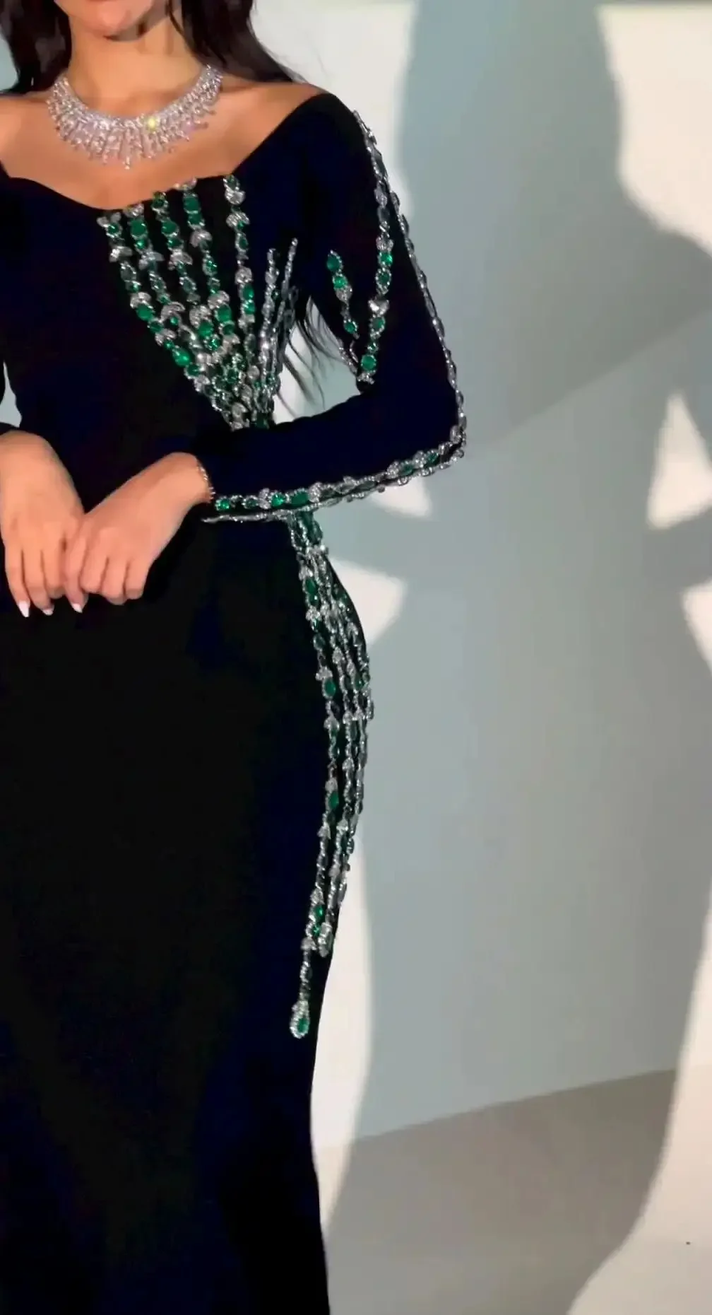 

Arabia Customized Black Mermaid Evening Dresses Long Sleeve Floor-Length Gown With Beading Crystals For Prom Party Dresses