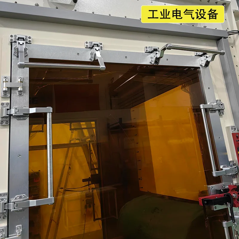 

Precision Cast Stainless Steel or Zinc Alloy Self-Locking Door Handles for Industrial Refrigeration & Freezing Rooms