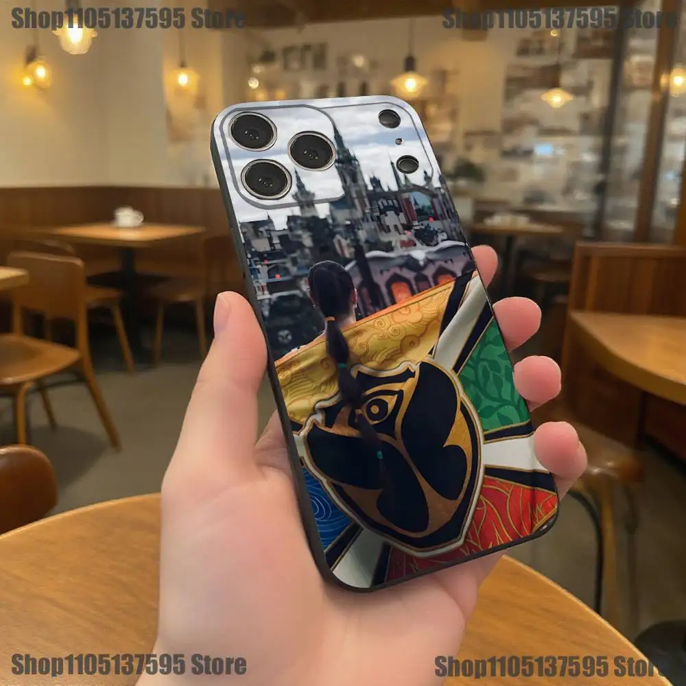 Casing Ponsel Festival Musik Hot Tomorrowland Untuk iPhone 17,16,15,14,13,12,11,Pro,XS,Max,XR,Plus,E,SE4,Mini Hitam Bahan Lembut