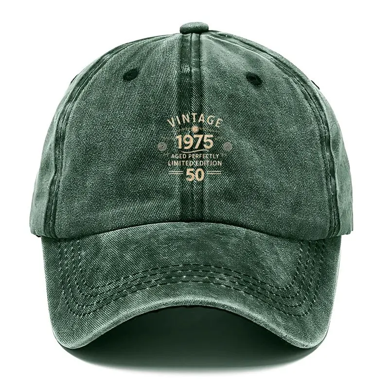 Men's Simple Retro Baseball Caps Wash for Outdoor Sports and Street Style Solid Color and Distressed Look for Men's Workout