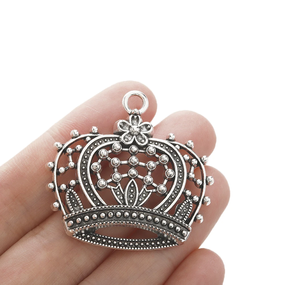 

2Pcs Zinc Alloy Tibetan Silver Crown Shaped Charms Vintage King Crown Pendant For DIY Necklace Bracelet Jewelry Making Supplies