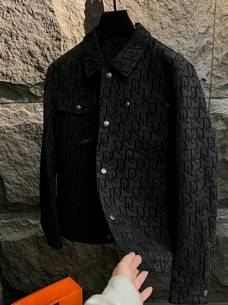 

Мужская демисезонная куртка с отложным воротником: новая коллекция, простой и роскошный дизайн, модный тренд, универсальная, премиум-класс, приталенный крой.