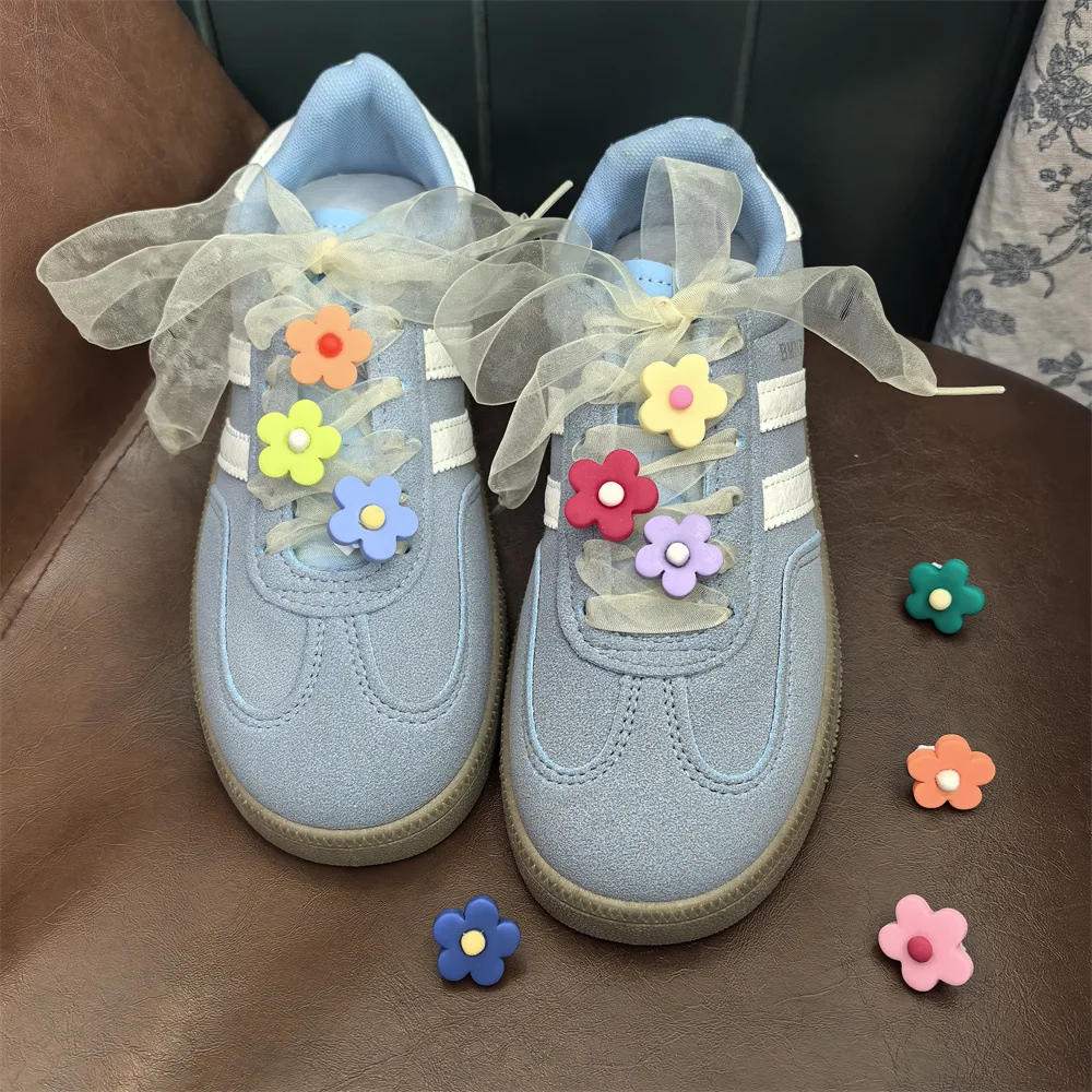 1Pcs Fashion Embroidered Moving Flower Shoelace Charm Buckle for Sneaker Shoe Lace Decorations Bow Shoelaces Charm Accessory
