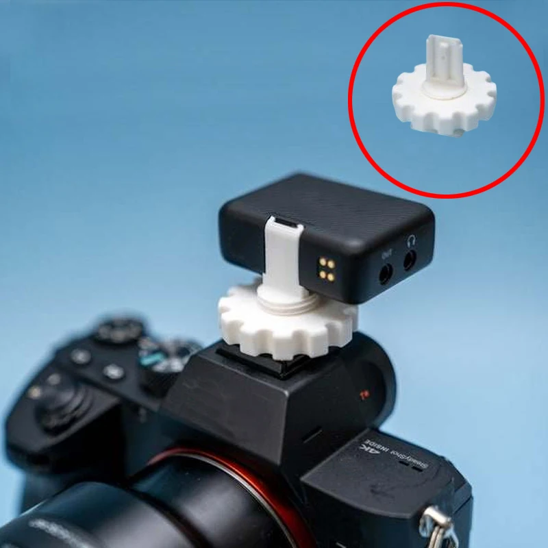 

Регулируемый адаптер-держатель для микрофона DJI Mic 1/2 с креплением Cold Shoe ​ Аксессуар для расширения аудиосистемы для прямых трансляций на открытом воздухе для камер Sony