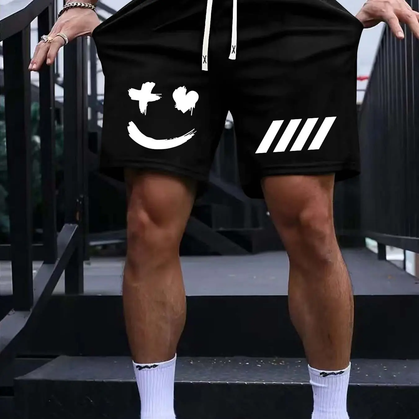 

Простые стильные шорты, мужские летние модные спортивные брюки с пятью точками, мужские и женские пляжные брюки, удобные и универсальные повседневные брюки