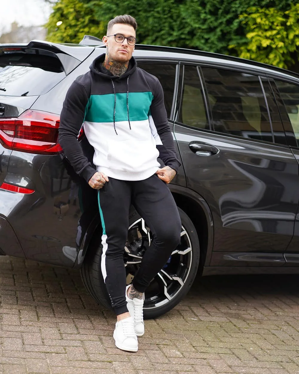 2022 Herbst neue Herren Pullover Sport Pullover Set Freizeit Farbe passenden Hoodie Langarm + Laufhose Set Männer